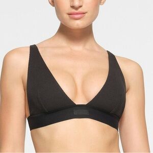 SKIMS COTTON RIB
PLUNGE BRALETTE